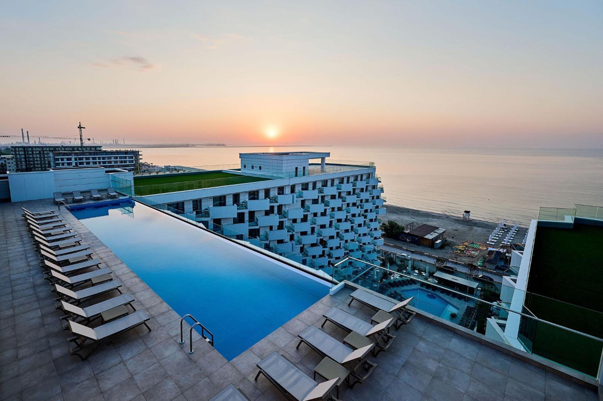 Alma Apartment In Infinity Beach Resort - Parking Мамая Екстериор снимка